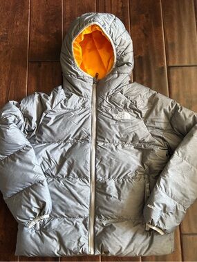 The North Face Kids' Reversible Hooded Puffer Jacket - excellent condition!